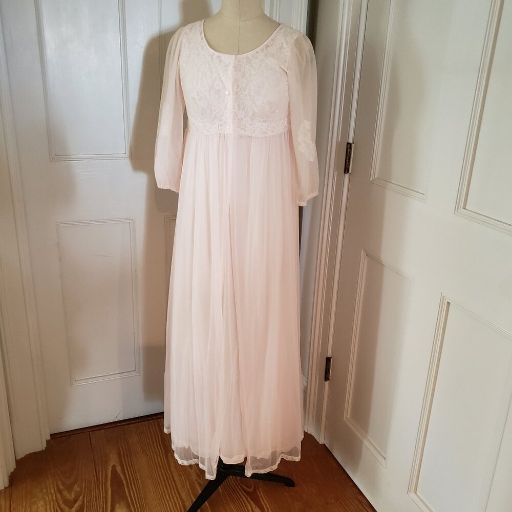 Vintage Miss Elaine chiffon nightgown & robe peignoir set in baby pink